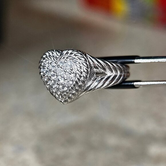 Judith Ripka Pave Cz Heart Ring - Picture 4 of 10